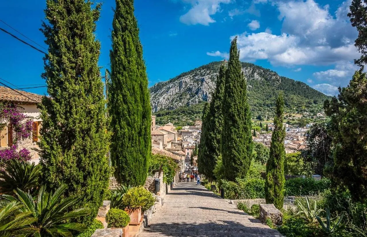 Cati Sontoiri Villa Pollenca Spain